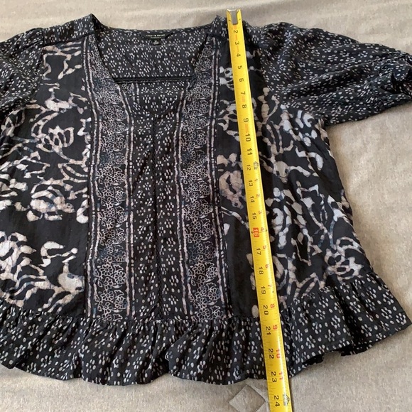 Beautiful Lucky Brand Blouse - Picture 8 of 10